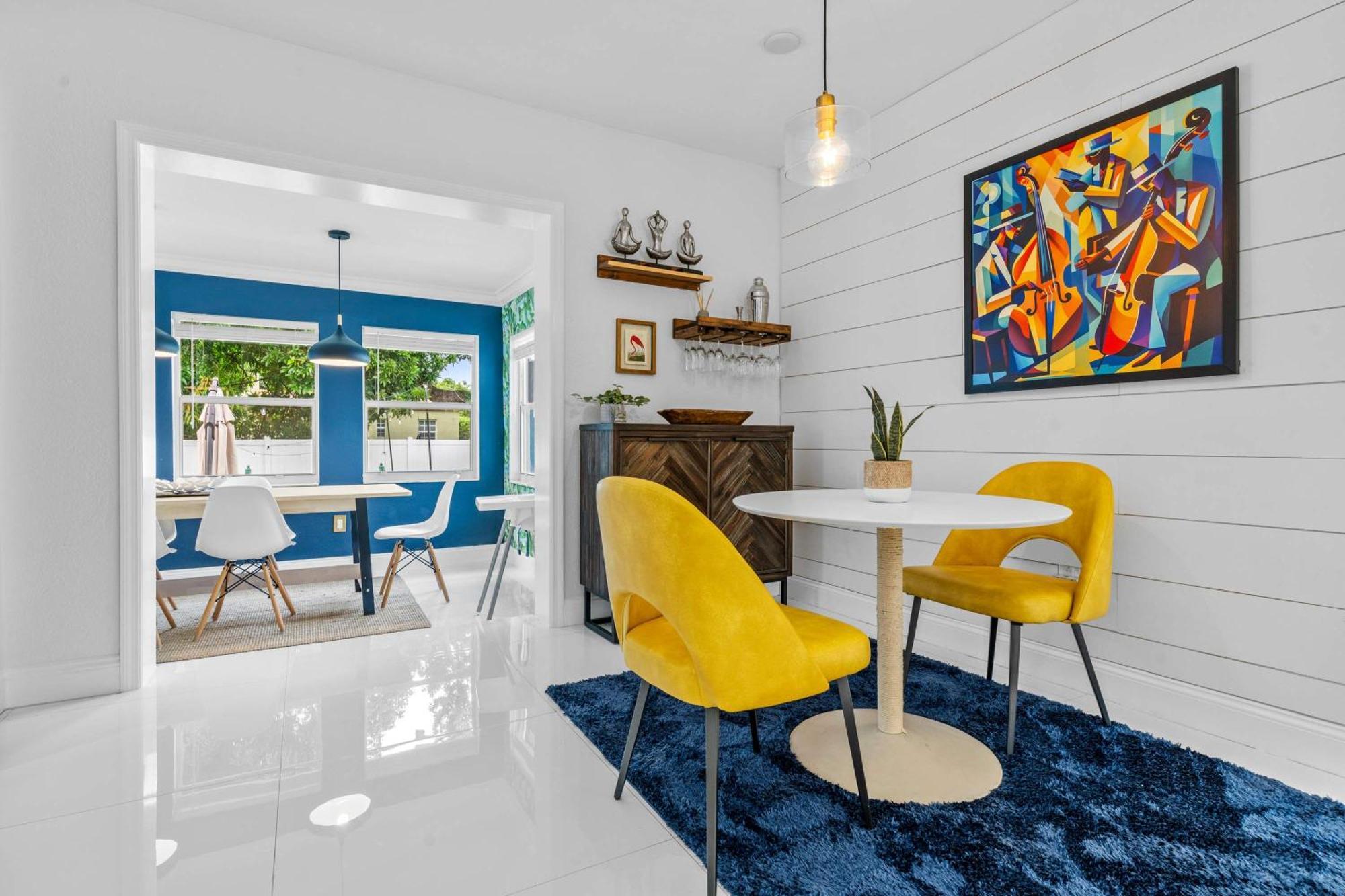 Arthaus- Fully Stocked Kitchen And Fenced Yard * Miami