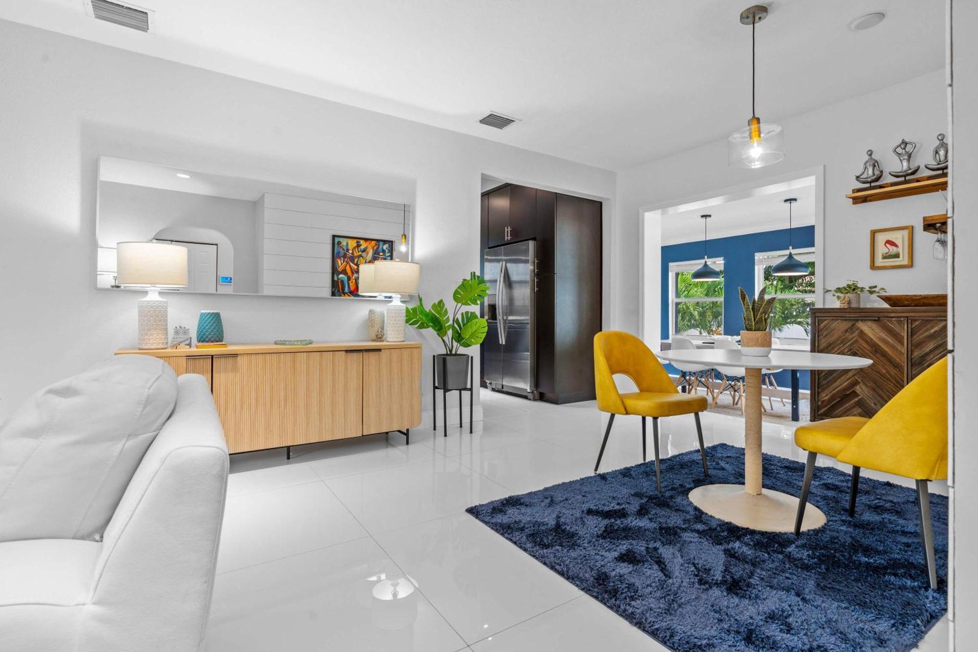 Arthaus- Fully Stocked Kitchen And Fenced Yard Miami